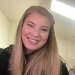 Meet your Posher, Kaitlin